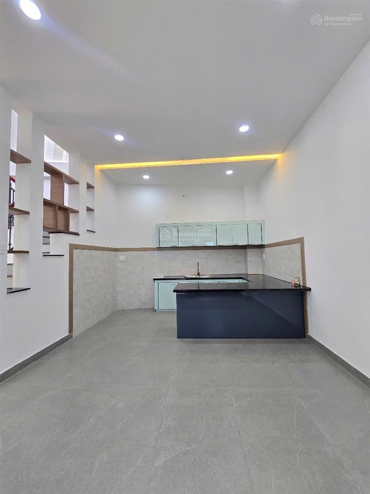 Căn góc mặt tiền kdc tên lửa, đường bùi hữu diện, vừa ở vừa kd tốt