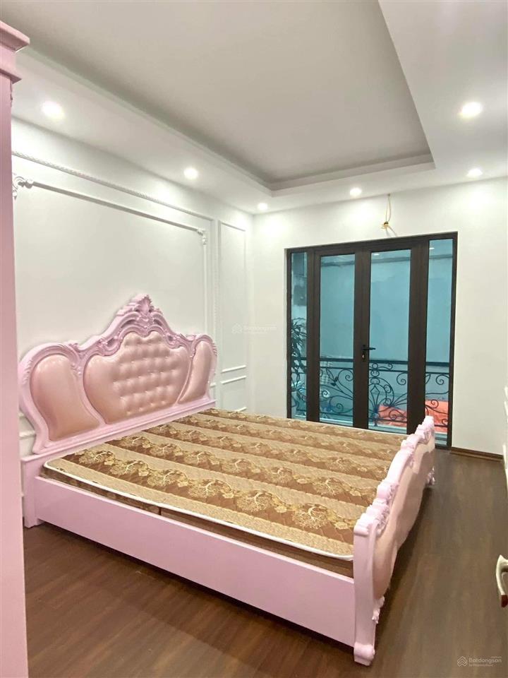 Bán nhà trích sài, ngõ thẳng hồ tây, an sinh đẳng cấp, gần nhà hàng, bãi gửi xe, giá chỉ 8 tỷ
