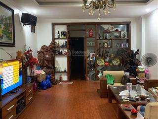 Bán nhà sát phố giang văn minh, cách mặt phố 15m, ô tô nhỏ đỗ cửa, chỉ 10 tỷ