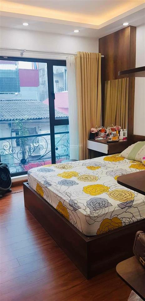 Bán nhà thụy khuê, ngõ thông cách phố 3 bước chân, bãi gửi xe ngay cửa, chỉ 7.x tỷ