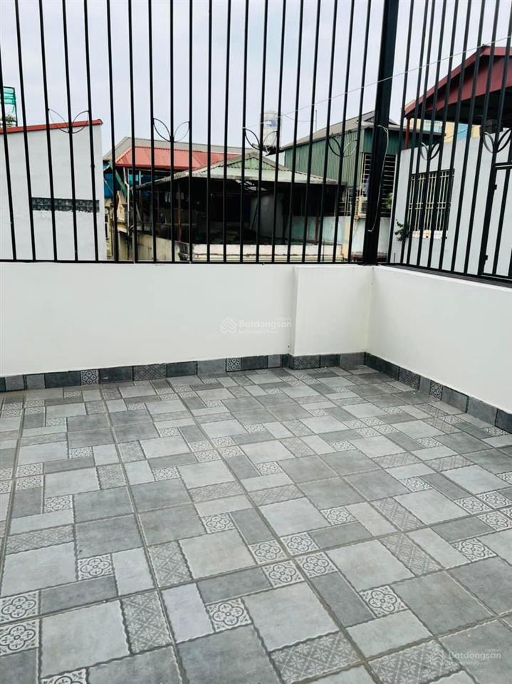 Bán nhà thụy khuê, ngõ thông cách phố 3 bước chân, bãi gửi xe ngay cửa, chỉ 7.x tỷ