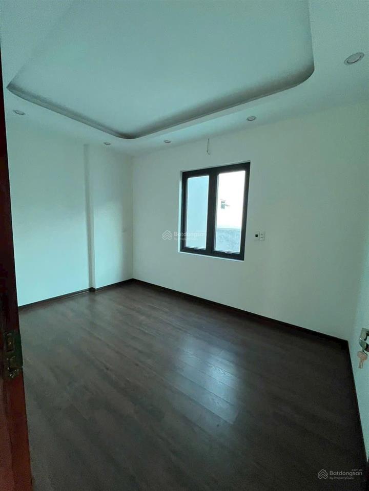 Tìm mỏi mắt được 1 căn 40m2x5t lô góc, oto để trong nhà tại an khánh, 4pn. sổ đầy đủ, giá 5,4x tỷ