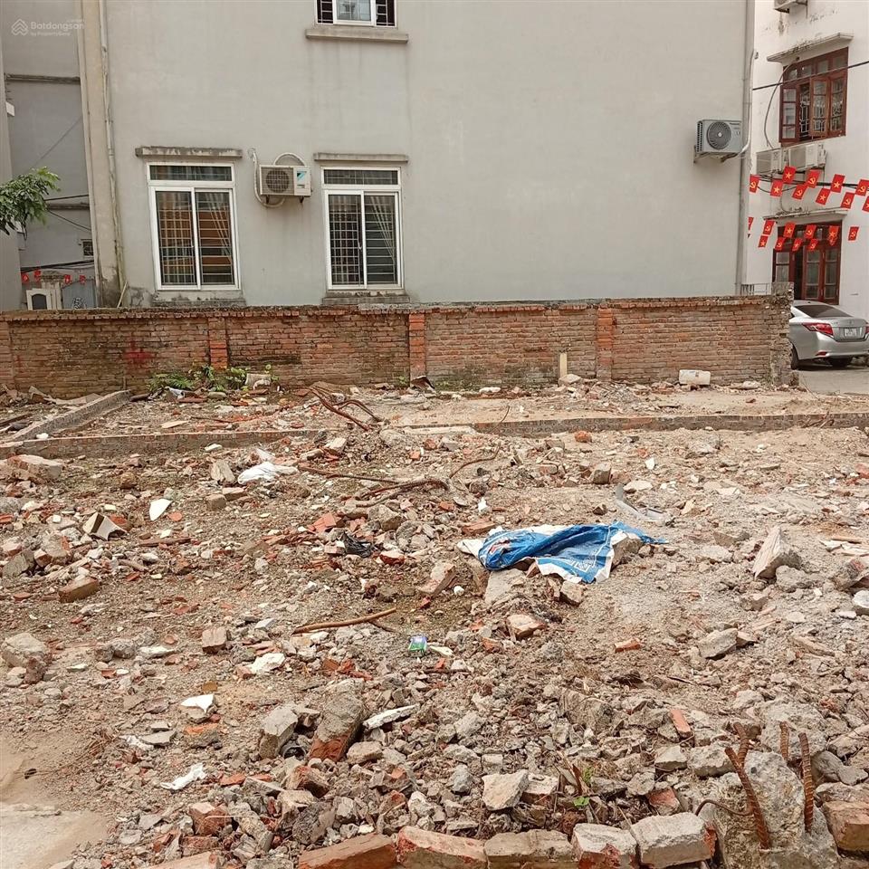 Đất đẹp thụy phương  mặt tiền khủng  ô tô đỗ cửa  thông tứ lung tung diện tích 50