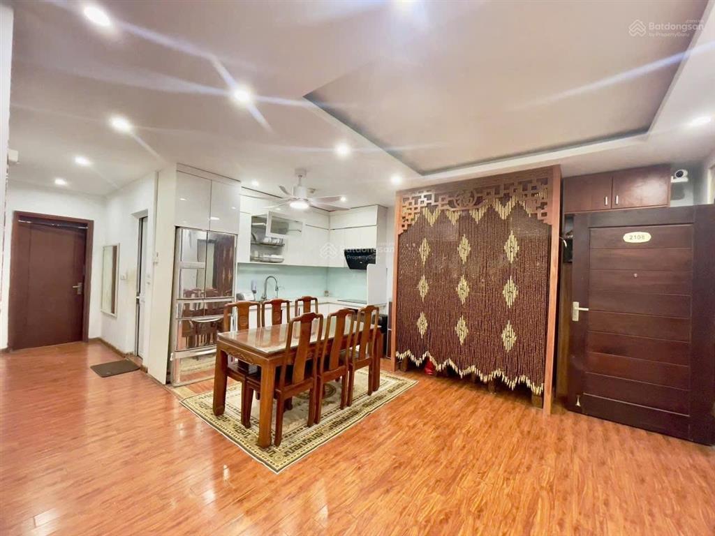 Bắc từ liêm  căn góc greenstars view hồ full nội thất ở ngay đẳng cấp