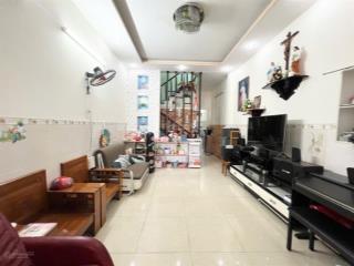 Ngay hạnh thông tây  rộng 72m²  6,4 tỷ