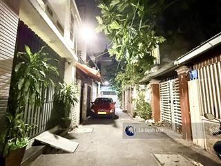 Nhỉnh 9 tỷ có xứng đáng cho 90m2 nhà có kết cấu  xe hơi đỗ cửa  ngay khu đẳng cấp bàu cát?