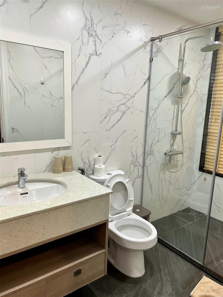 Cho thuê ch viva plaza q7 nhà mới full nt dt 72m2  2pn 2wcgiá 12tr/tháng.  0942 766 ***  ms hân