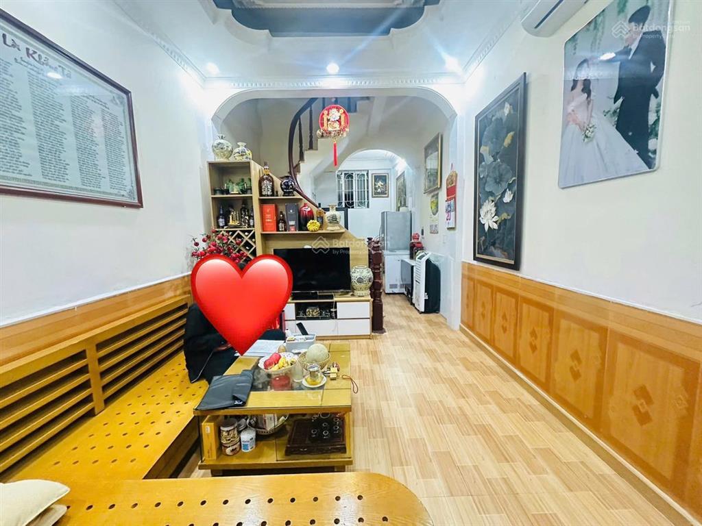 Rẻ nhất khu vực, kim giang 31m2 ngõ nông nhà dân xây chắc chắn , 7x tỷ có thương lượng