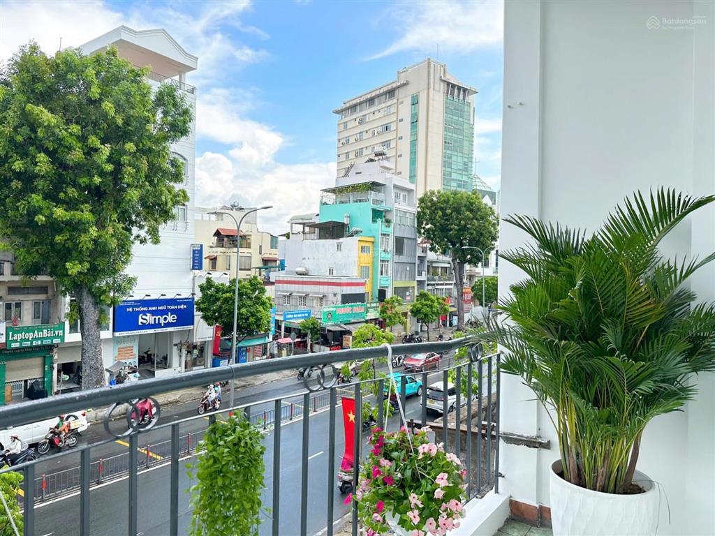 Cho thuê phòng ngay trục đường chính 3/2 quận 10
