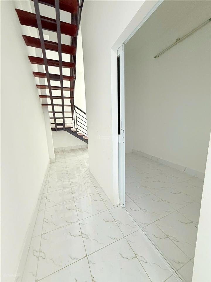 Bán nhà phan đình phùng 50m2 7tỷ 95