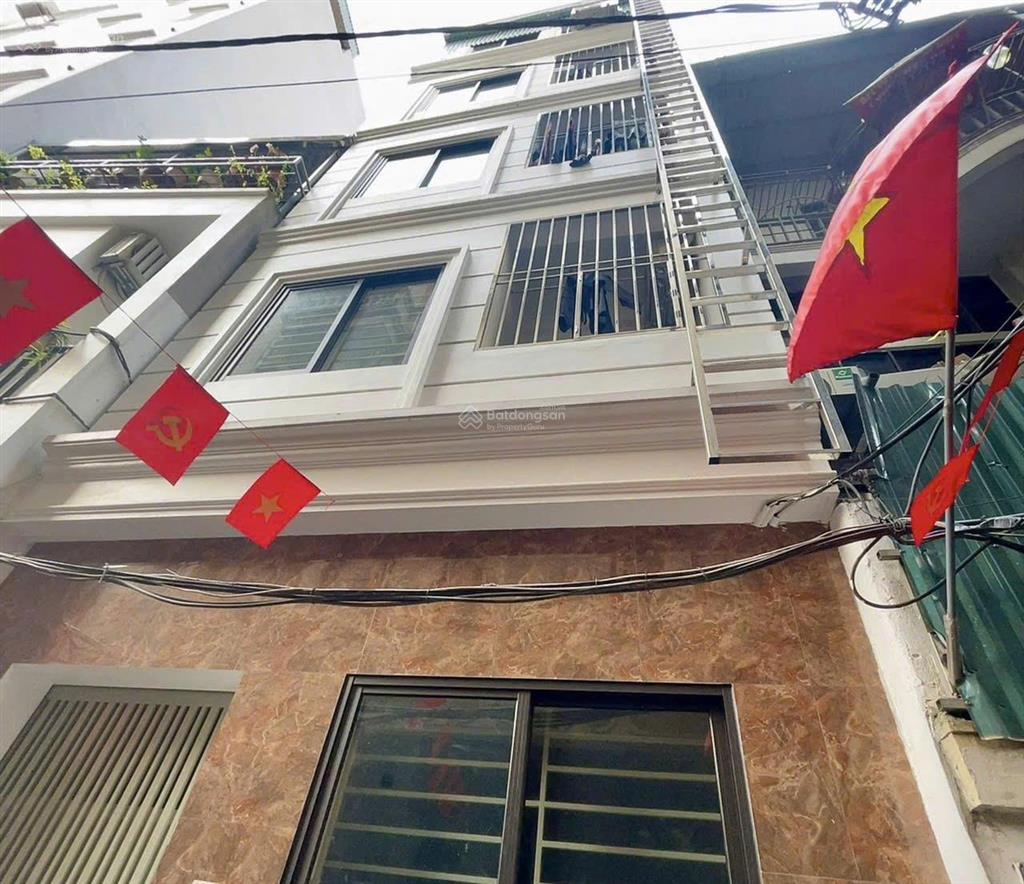 Bán nhà đất nguyễn khang, mặt tiền 6,5m, nở hậu, phù hợp giữ tiền hoặc xây căn hộ dịch vụ