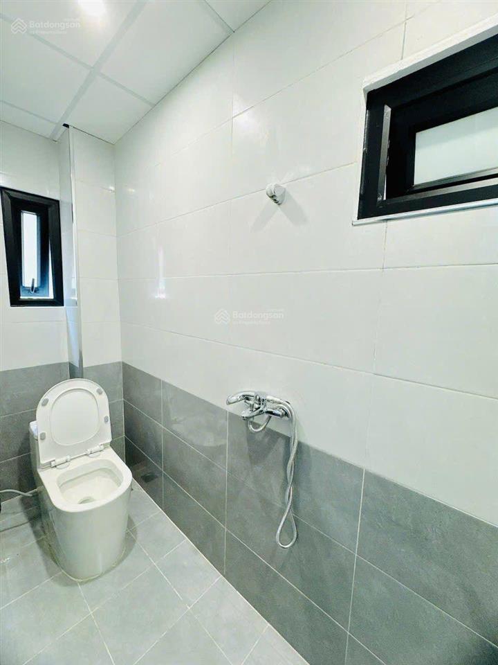 Cần bán gấp, mặt ngõ thông ô tô  kinh doanh  nhà 2 mặt ngõ  tôn đức thắng  35m. 4t. 6.98 tỷ