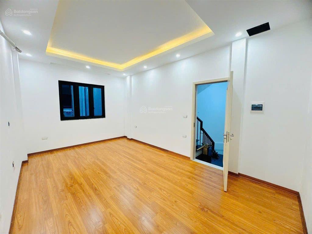 Cần bán gấp, mặt ngõ thông ô tô  kinh doanh  nhà 2 mặt ngõ  tôn đức thắng  35m. 4t. 6.98 tỷ