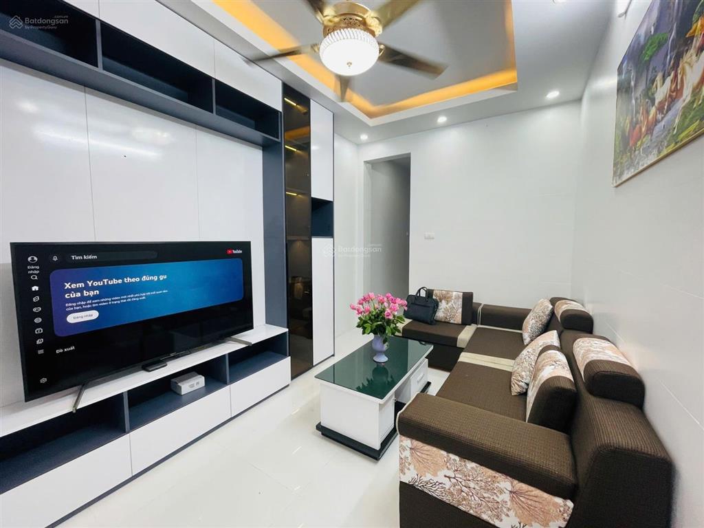 Cần bán nhà 40m. 153 ngõ chợ khâm thiên.nha 4 tầng.