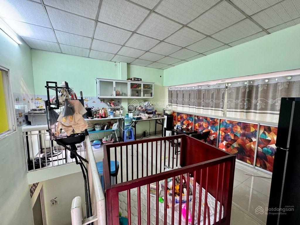 Mặt tiền kinh doanh lê thị hoa có sẵn dòng tiền 2t 2pn 2wc sổ vuông 70m2 chỉ 4900