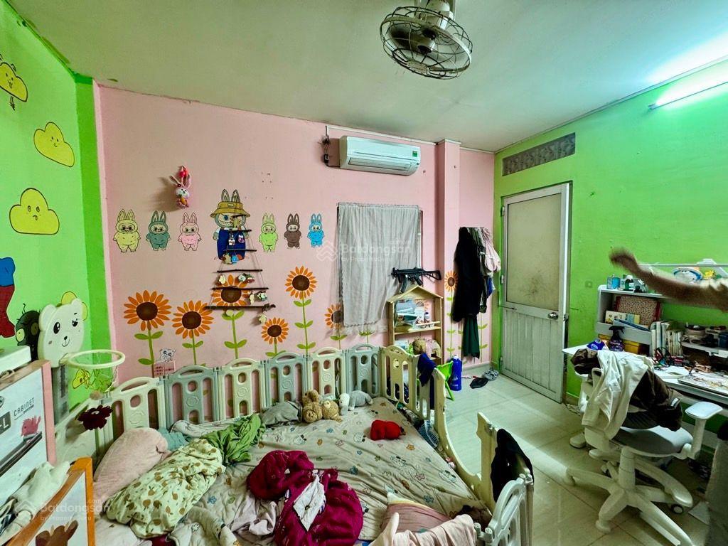 Mặt tiền kinh doanh lê thị hoa có sẵn dòng tiền 2t 2pn 2wc sổ vuông 70m2 chỉ 4900