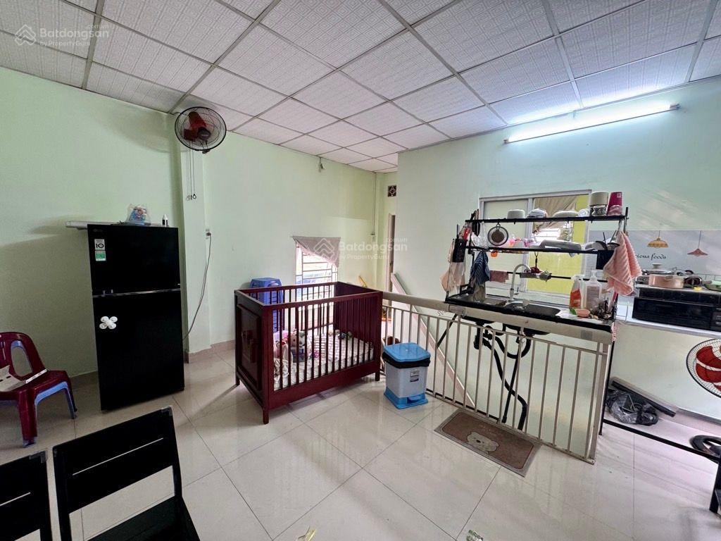 Mặt tiền kinh doanh lê thị hoa có sẵn dòng tiền 2t 2pn 2wc sổ vuông 70m2 chỉ 4900