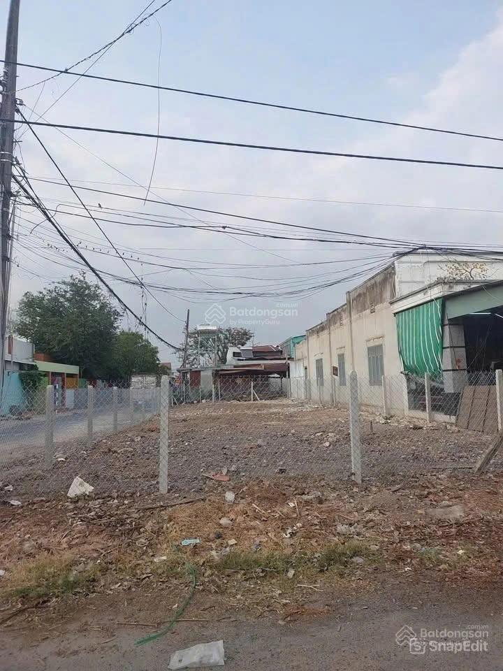 Chính chủ gửi ! bán gấp lô đất 240m2 giảm nhanh chỉ chỉ còn 720tr ngay trung tâm tx trảng bàng