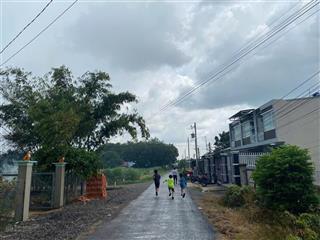 Bán lô đất mặt tiền kinh doanh ngay trường học trảng bàng 10 x 37 (370m2 có 200m2 thổ)