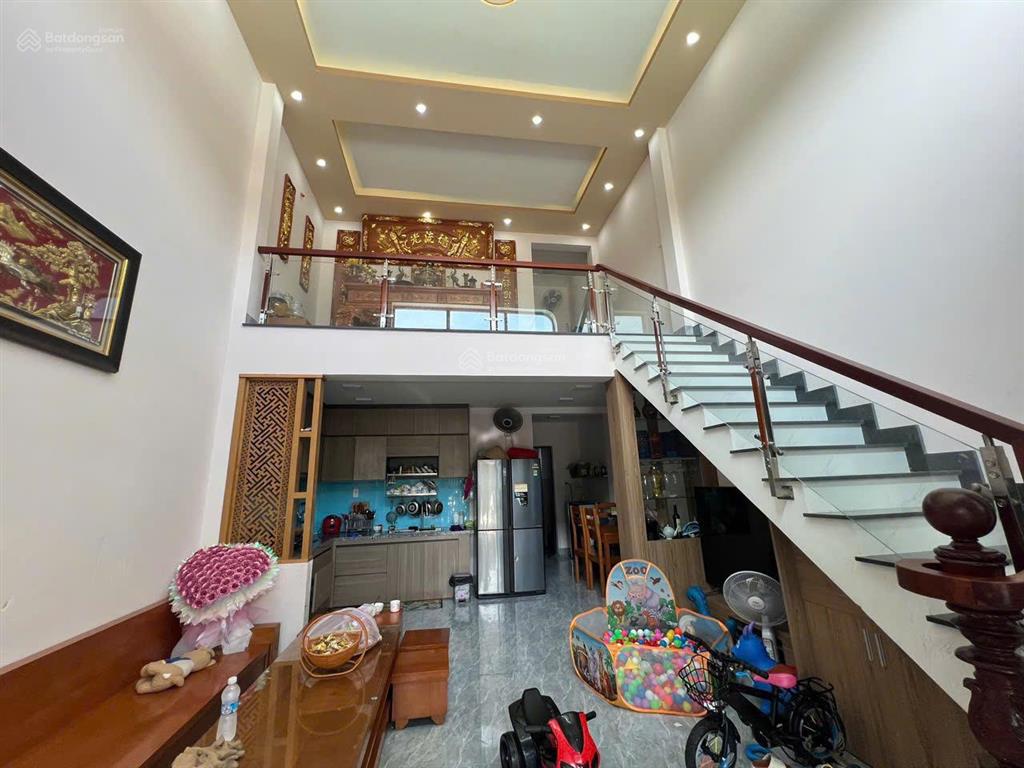 Bán căn nhà 1 trệt 1 lầu ngay kcn trảng bàng chỉ 1tỷ150