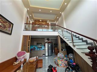 Bán căn nhà 1 trệt 1 lầu ngay kcn trảng bàng chỉ 1tỷ150