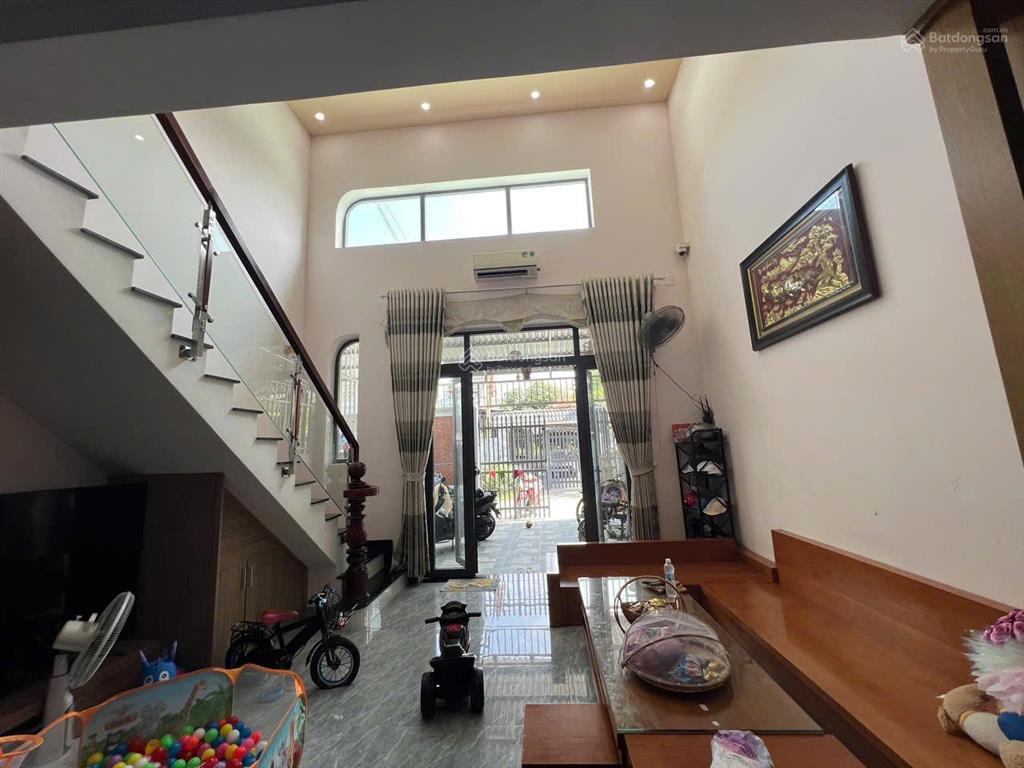 Bán căn nhà 1 trệt 1 lầu ngay kcn trảng bàng chỉ 1tỷ150