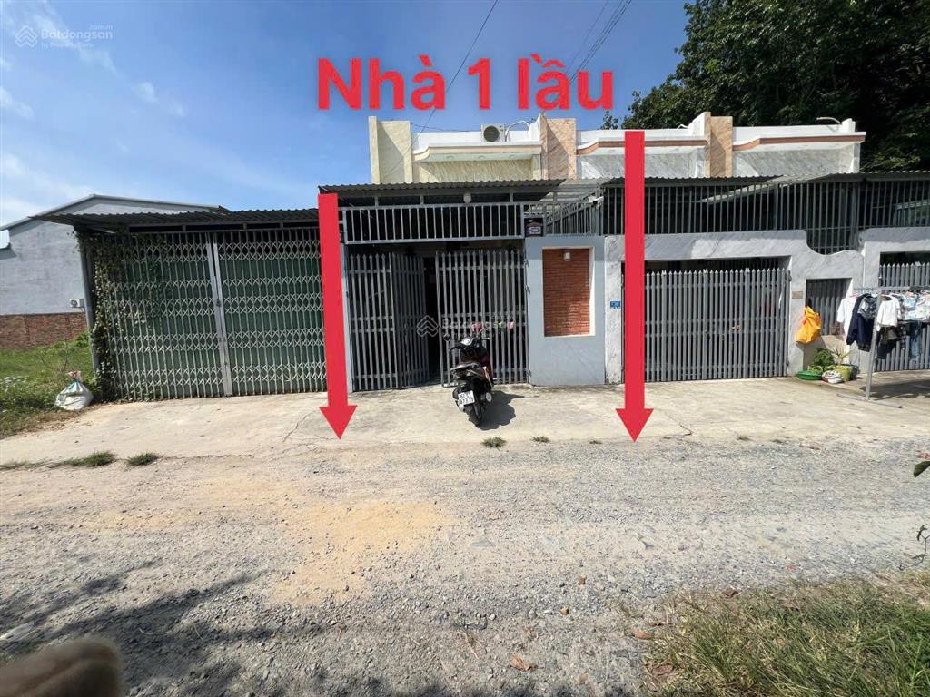 Bán căn nhà 1 trệt 1 lầu ngay kcn trảng bàng chỉ 1tỷ150