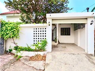 Bán căn nhà hẻm cách mạng tháng 8 tp tây ninh 2tỷ8