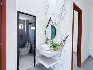 Bán căn nhà mới xây 1 sẹc đường hương lộ 2, giá 1tỷ350