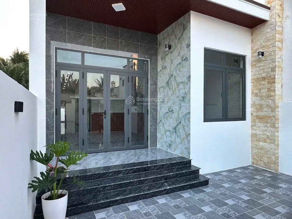 Bán căn nhà mới xây đường bầu mây 173m2 giá 1tỷ690