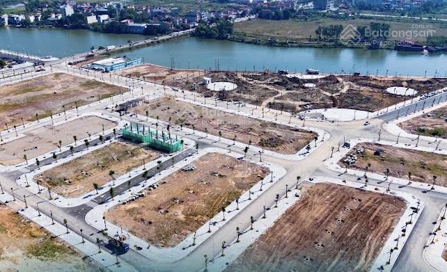 Đất lõi kcn  vị trí còn xót lại bên hồ  liền kề khu hành chính  bắc ninh