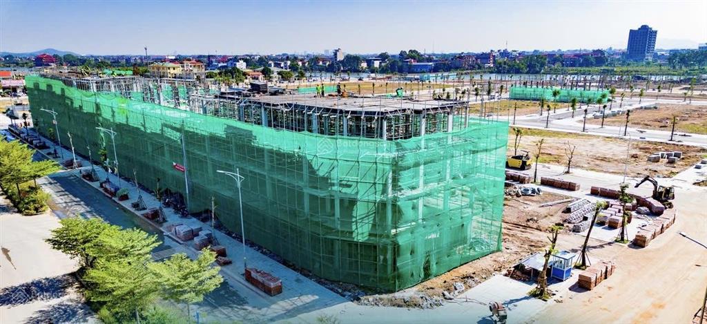 Đất lõi kcn  vị trí còn xót lại bên hồ  liền kề khu hành chính  bắc ninh