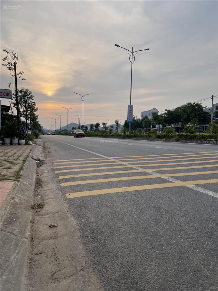 Đất mặt đường tl 284 đối diện kđt  1km đến kcn yên lư kinh doanh cho thuê ổn giá thương lượng