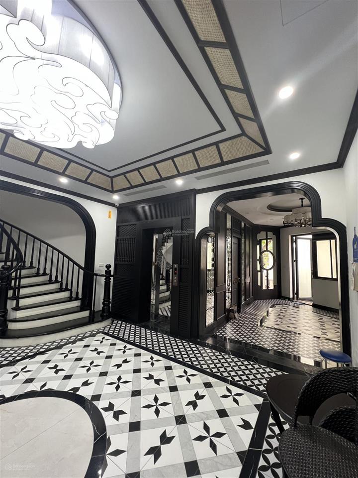 Hơn 46 tỷ liền kề hoàng thành villas mỗ lao 140m2  5 tầng thang máy  mặt tiền 8m. đường rộng hồ