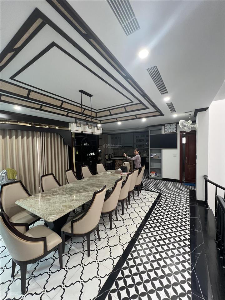 Hơn 46 tỷ liền kề hoàng thành villas mỗ lao 140m2  5 tầng thang máy  mặt tiền 8m. đường rộng hồ