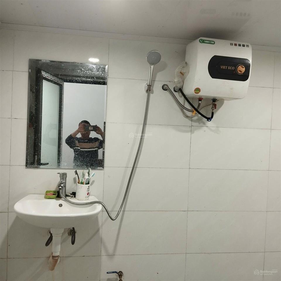 Cho thuê nhà cấp 4 (2 phòng ngủ hoặc chuyển 1n1k) chính chủ. có chỗ đe ô tô ngày đêm