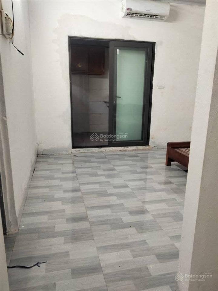 Cho thuê nhà cấp 4 (2 phòng ngủ hoặc chuyển 1n1k) chính chủ. có chỗ đe ô tô ngày đêm
