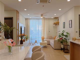 Chủ nhà cần thanh khoản gấp căn 97m2, tầng cao, ban công đông nam, view hồ, giá 7,9x tỷ k2 khai sơn