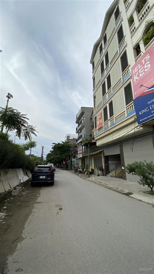 Cho thuê nhà riêng tại song phương, 35 triệu/th, 120m2, 6 tầng, chính chủ giá siêu hời