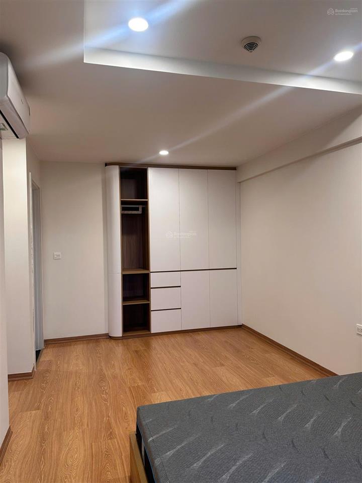 Bán căn góc view hồ tây, kosmo tây hồ, 101m2, 3pn, 2wc, full nội thất, 12.3 tỷ