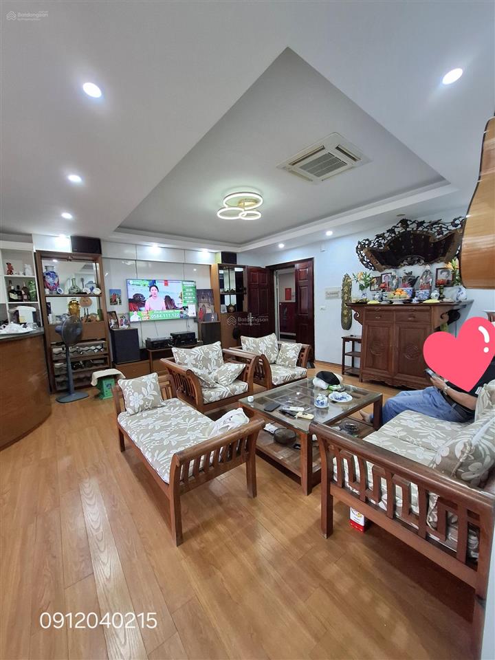 Bán căn view nội khu toà packexim, sân vườn, phòng nào cũng tràn ngập ánh sáng, 130m2, 3n, 8.8 tỷ