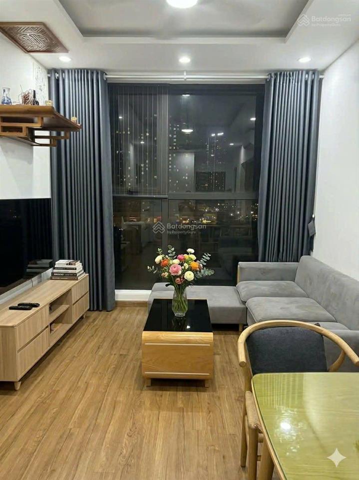 Chính chủ bán căn hộ tầng trung, 70m, 3n, full nội thất toà ecohome3, giá 5.8 tỷ.