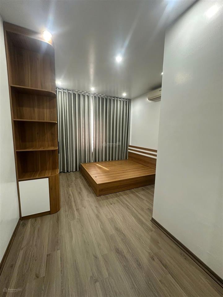 Bán căn hộ thoáng sáng, 103m2, 3pn, full nội thất mới, toà ct1 kđt mễ trì thượng, 6.3 tỷ