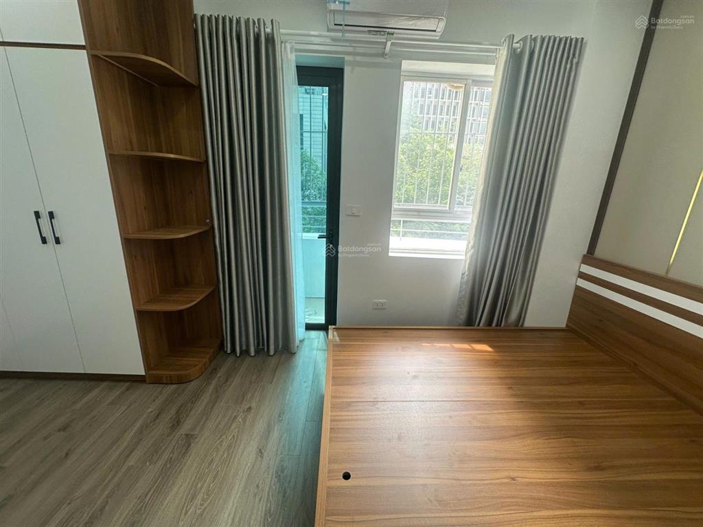 Bán căn hộ thoáng sáng, 103m2, 3pn, full nội thất mới, toà ct1 kđt mễ trì thượng, 6.3 tỷ