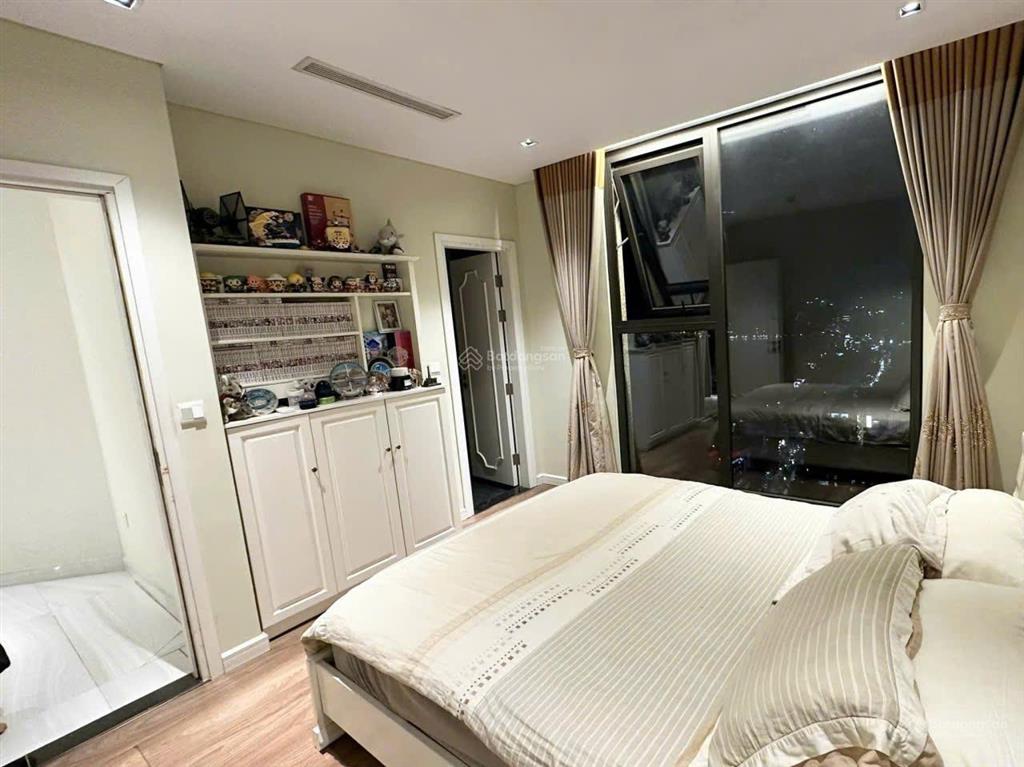 D’el dorado lạc long quân, cho thuê căn hộ 81m2, 2pn, view trọn hồ tây, full nội thất và thiết bị