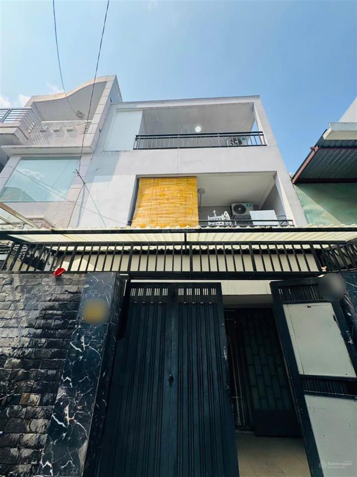 Nguyễn cửu vân  đối diện đh kinh tế  qua cầu tới q.1  xe tải thông  55m2  3tầng lầu  vuông a4