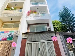 5 tầng lô góc  đg nhựa 6m xe hơi tránh, ngủ cạnh nhà thông hoàng hoa thám