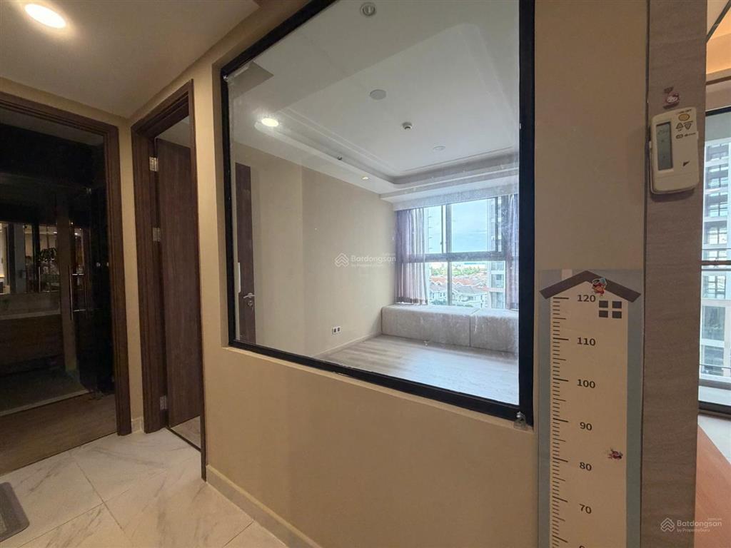 Cần cho thuê căn hộ cao cấp m7 midtown phú mỹ hưng chỉ 27 triệu/