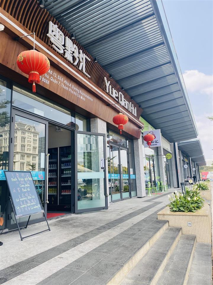 Cần bán gấp shop cardinal court  phú mỹ hưng, cạnh trung nguyên coffee