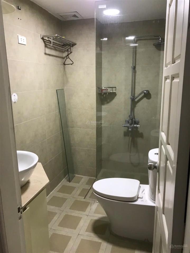 Nhà đình thôn, 60m2, 5 tầng thang máy, ô tô, kinh doanh, nhà cực đẹp, giá 15,5 tỷ